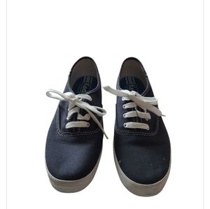 Keds Women’s Champion Originals Sneaker - Size 7
